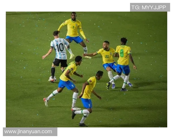 意甲新贵科莫强势崛起阿根廷天才引领球队12场不败冲击冠军